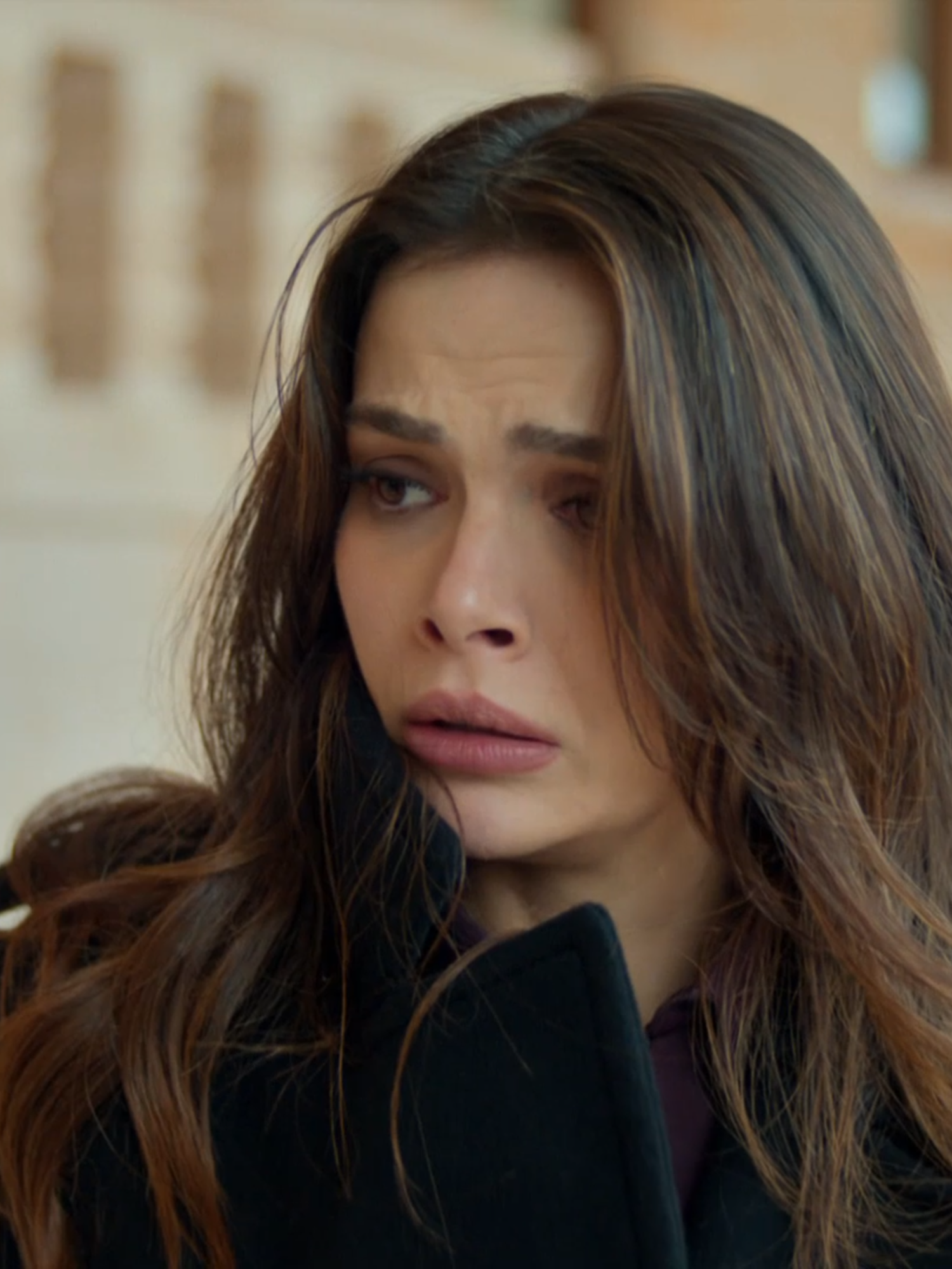''Cihan'ı kalbinden çıkaracaksın!'' #UzakŞehir  #Neİzlesem #TürkDizileri #TurkishSeries