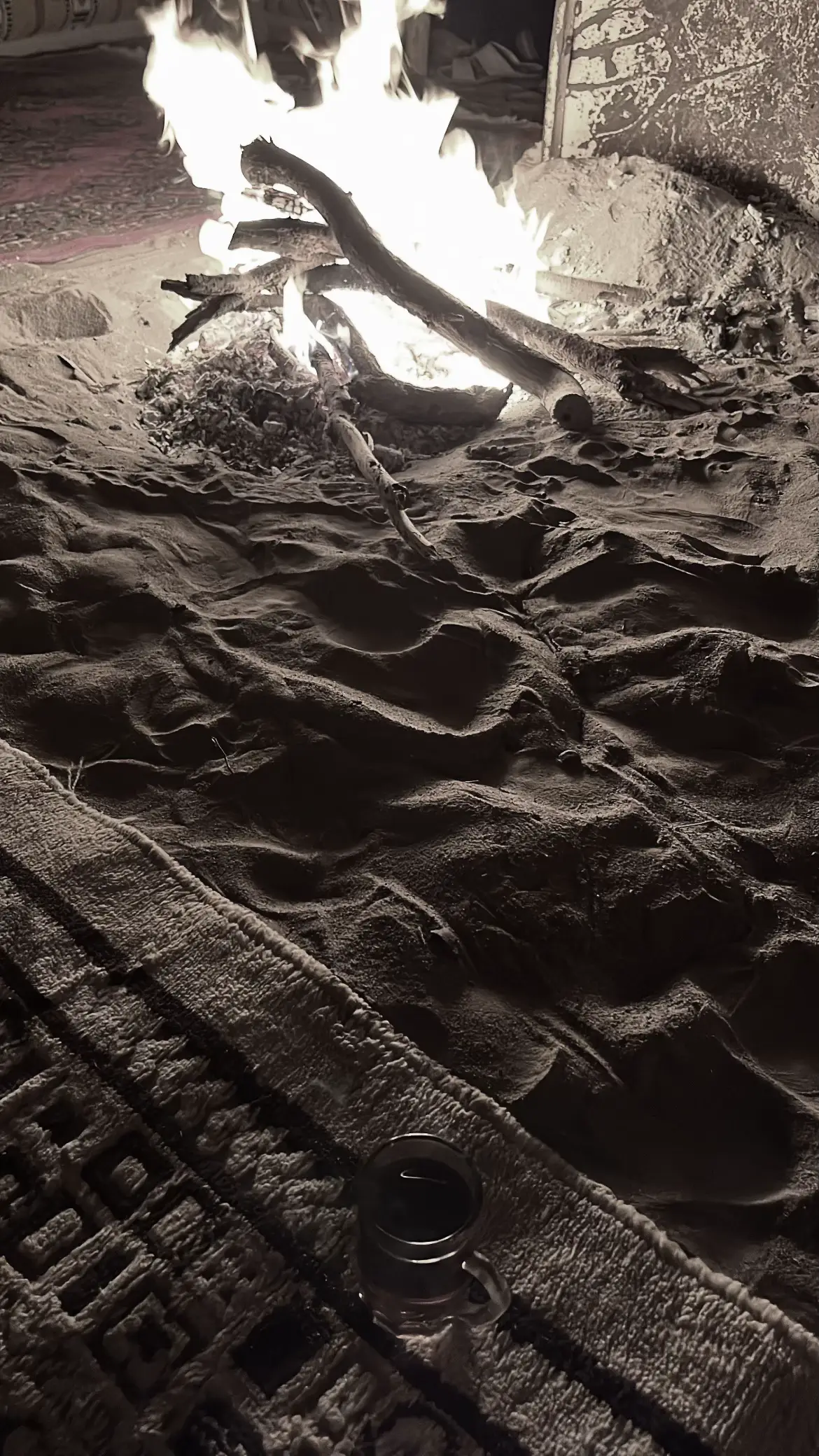 ‏ Like a fast train that waits for no one and never comes back, we have not moved forward؛And our memories passed. inferior To realize its beauty؛For UsEvery moment is innocence Chasing Dreams #4u #fyp #explore 