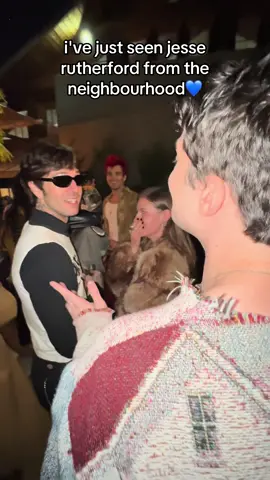 hi im bunny #jesserutherford #theneighbourhood 