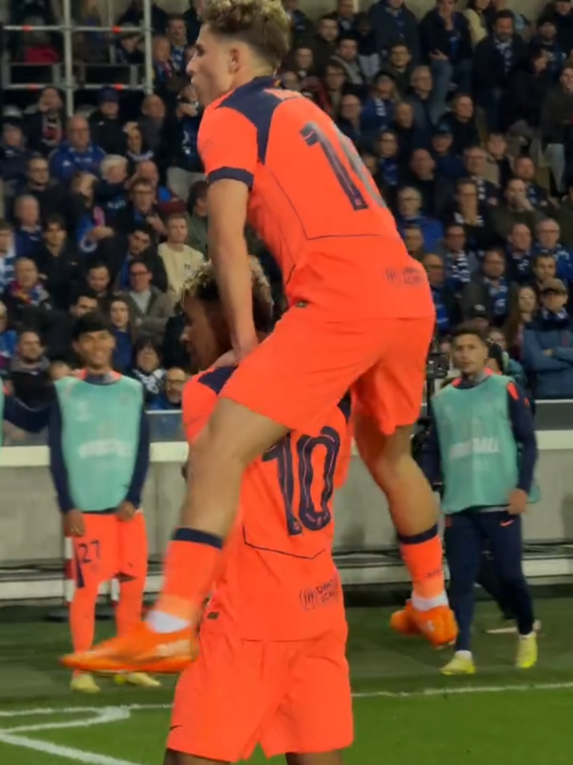 Lamine Yamal born for the Champions League nights 🪄 #fcbarcelona #barçaontiktok #lamineyamal #ucl #championsleague 