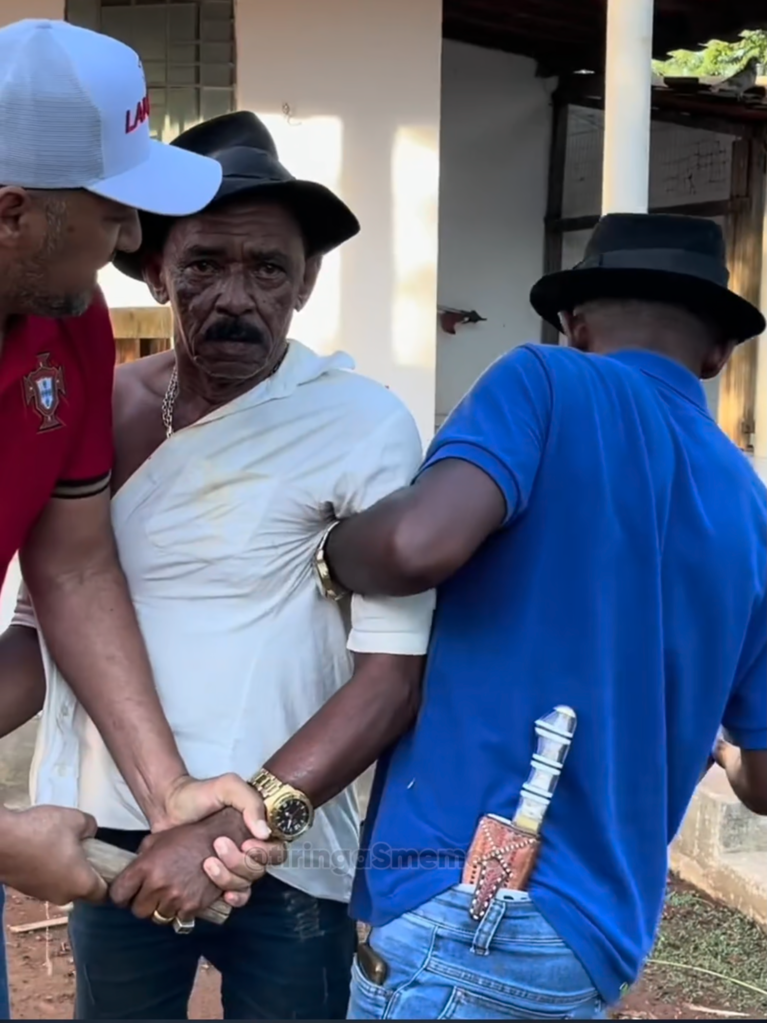 Charlles entra no meio para evitar briga de Tiringa com Luiz do Som kkk #tiringa #comediaselvagem #humor #comediahumor #comedia #meme #memes