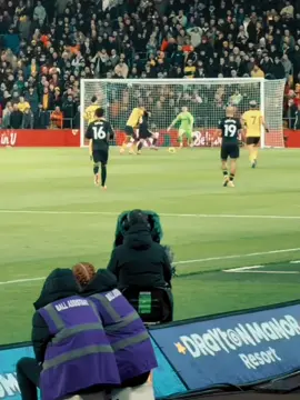 UNITED! 🔥🔴. #fyp #manchesterunited #brunofernandes #masonmount #wolvesvsmanchesterunited 