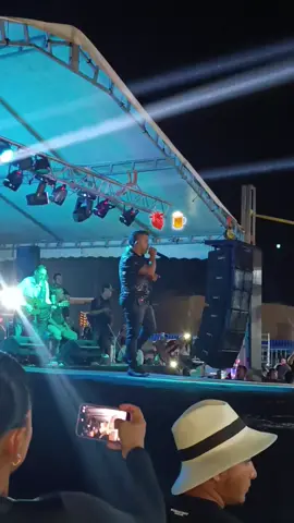 ¿Por Qué Si Me Alejaba ,Me Seguías?😓🤌@Luisito Muñoz #paratiiiiiiiiiiiiiiiiiiiiiiiiiiiiiii #🍺 #musicapopular 