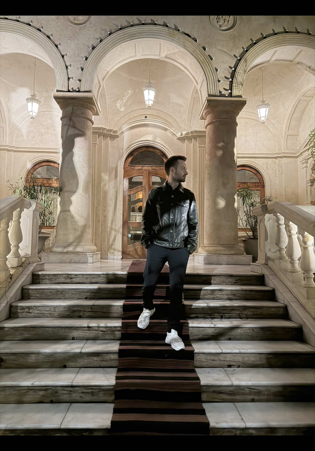 Дайджест: Оземпік для лікування залежностей, несподівана (і масштабна) роль астроцитів, до чого призводять фітнес-бранслети та чат-боти-некроманти #савицький #савицький_дайджест 