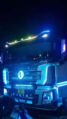 gặp lại và hoàn thiện hơn 🫶❤️ #led #shacman #xh #dienotodinhvuong2 