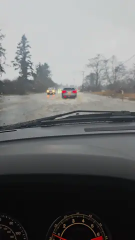 Gotta Love coastal flooding!! #pnw #Oregon #weather #jeeplife 