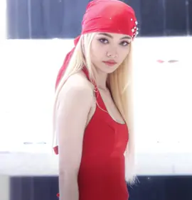 couldn’t look away actually... oh my god! | #omrkornnaphat #ormxhausnowherebangkok #lingorm #ormkornnaphatedit #linglingkwong 