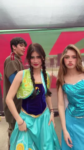 JAHSKDHDJ el spierman calvo | @Naaik⚔️🛡️ @Jim Bautista 🧛🏻🩸