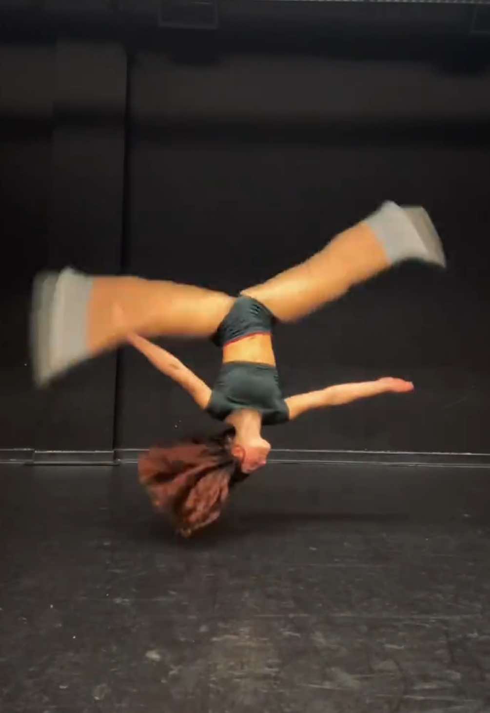 not the best but going to redo it better :) #smoothcriminal #acrochallenge #acrobatics #tumbling #emmarae inspo: @ellawinston 