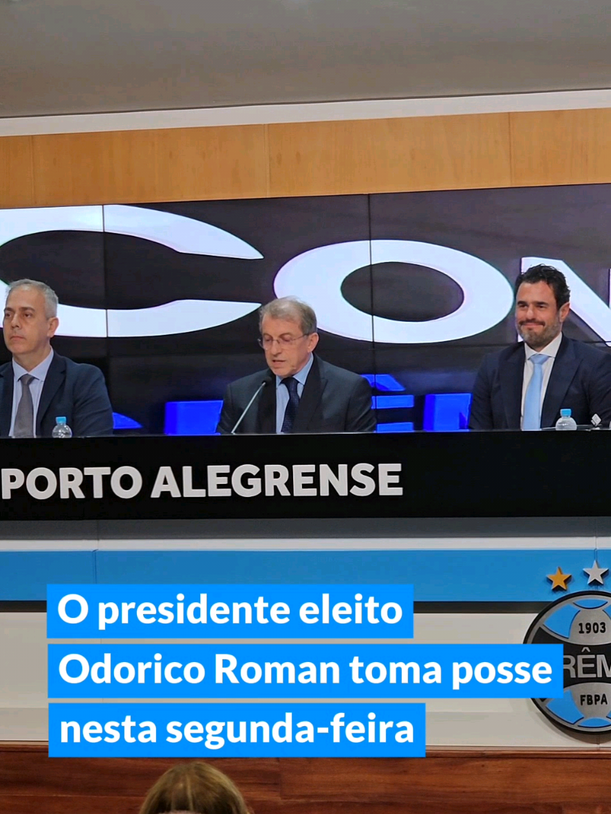 NOVA GESTÃO NO TRICOLOR 🔵 Nesta segunda-feira (8), Odorico Roman tomou posse como novo presidente do Grêmio para o triênio 2026-2028. Além dele, assumiram os vice-presidentes Antônio Dutra Jr., Carlos Alberto Wendt Dressler, Eduardo Schmacher, Fábio Rigo, Juliano Franczak e Paulo Grings. O que acha do novo presidente, torcedor? Comenta aqui! 👇