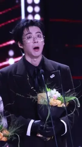 Cái giao diện mà ngày trước tôi nghĩ là chỉ có trong truyện 🥲 #lưuvũninh #xuhuong #liuyuning #viral 