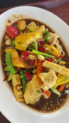 #ตำผัก #ร้านส้มตํา #ร้านอาหารใกล้พระธาตุนาดูน #ร้านแซ่บนัวส์ครัวเจ้บิ๋ม #ครัวเจ้บิ๋มนาดูน 