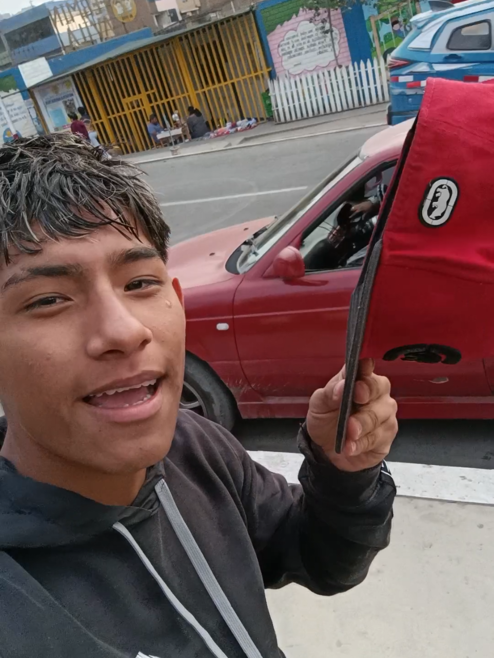 1 DIA SIENDO CANTANTE 👨🏻‍🎤🎶 (ignoren mi grano)