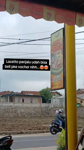 beli paket dada geprek cuma 12.5 k ajahh.. gaskeun cek tag lokasi di bawah biar nempel vochernya... #lazatto #lazattopanjalu #faeyzazahra 