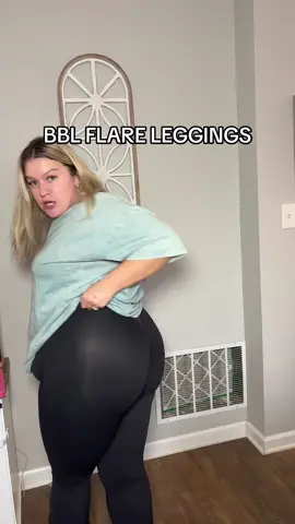 these are amaaaze!  #halara #halaraleggings #halaraeveryday 