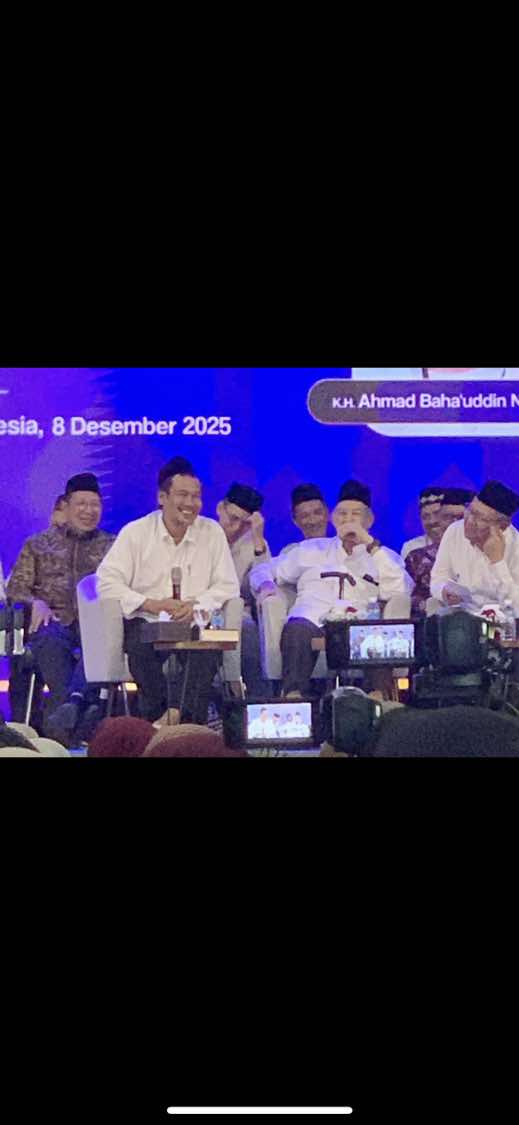 ‎لا تنشر علمك ليصدقك الناس, وانشر علمك ليصدقك الله ‎(الإمام أبو الحسن الشاذلي) 