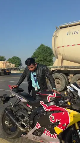 #Kominhtet #official #yamaha #R6 