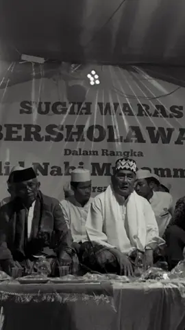 Pangeran ki estu Moho Asyik lo Cah !! Sering2 dijak nyangkruk looo ☺️