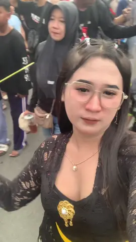 Kebaya hitam karnaval rejoagung jombang#lewatberanda #fyp #trendingvideoviralvideo #trendingvideoviral #lewatberandafyp 