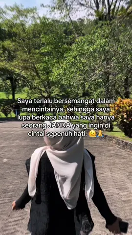 😊🥹 #janda #jandamuda #jandaanaksatu #quotesjanda #fyp 