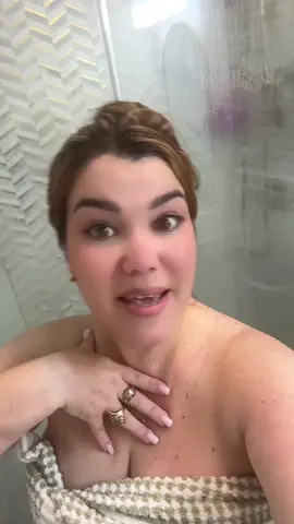 Ya me cansa de escuchar excusas y más mentiras #selena 🤣🤣🤣