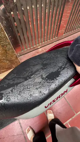 🚗✨ Khăn lau đa năng 650gsm siêu thấm – siêu mềm – siêu bền. Lau nước, bụi, dầu mỡ đều sạch bóng. Không để lại vệt – không xù lông – dùng càng lâu càng thích!#viralvideo #viral #tiktok #khanlaudanang #khanlauxe 