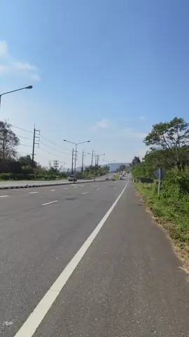 ออกรับผู้ป่วยในพื้นที่สอบดาวนำไปยังพื้นที่ปลอดภัย #หน้าที่ทหารอยู่แนวหน้าป้องกันชายแดน #หน้าที่เราเคลื่อนย้ายผู้ป่วย 💂🧑‍⚕️