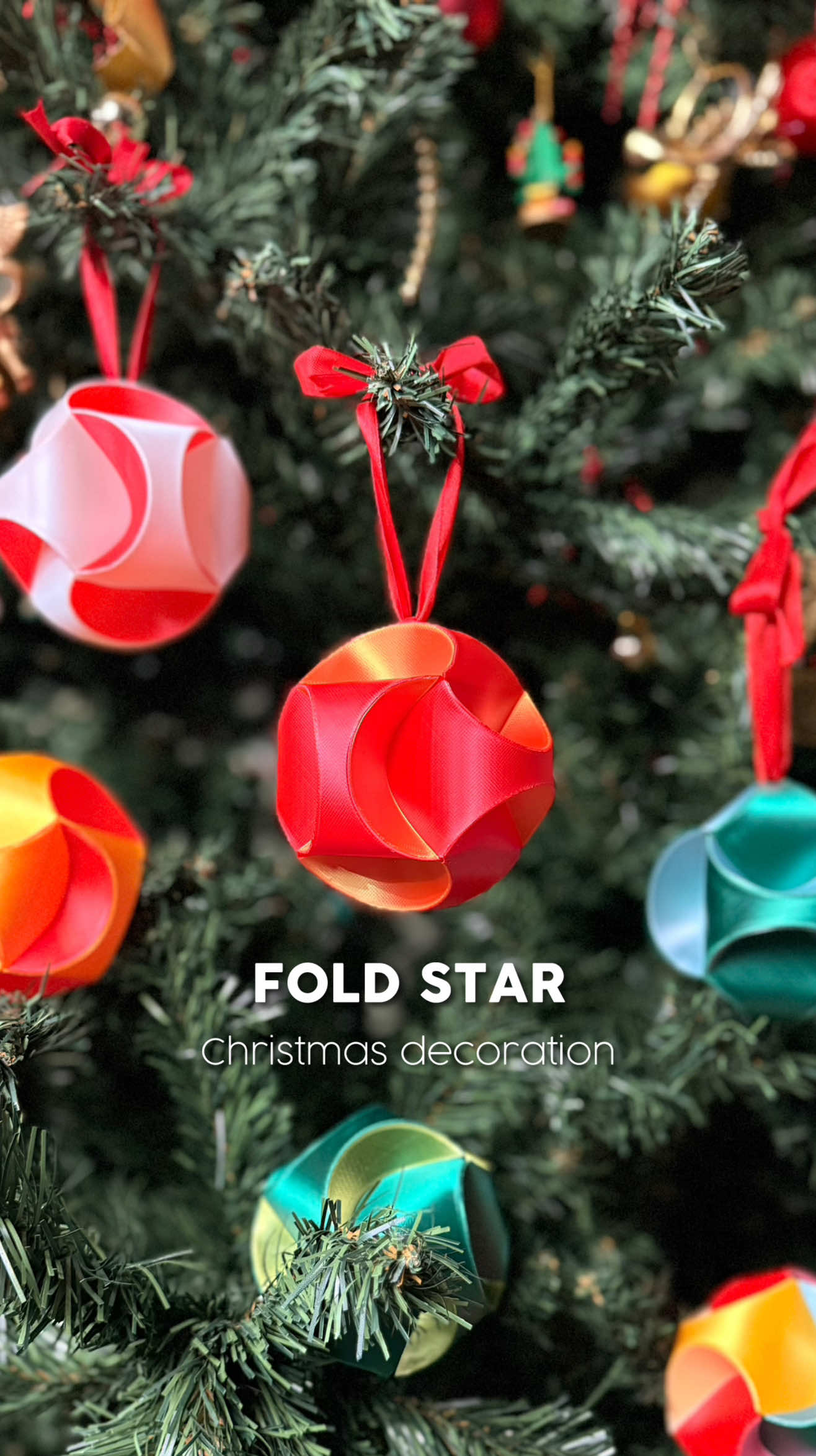 FOLD STAR 🌟 | LINK IN BIO • Need a quick fix for decorations or a gift right before the holidays? • Printed with @Anycubic Official k in bio) • #3dprint #3dprinting #3dprinted #anycubic #kobra3v2combo @Thangs3D 