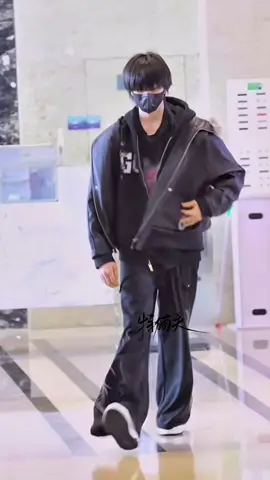 #tffamily_4th_generation #chenyiheng_陈奕恒 #chenyiheng #trandichhang #fypシ゚viral 