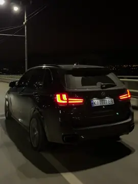 Есть у каждой машины свой союз эмоций, обе до безумия нравятся они)) GL - 24.5$ X5 - 25$  #автосалон #krsauto #cartrade #комиссионнаяпродажа #автосалонхарьков 