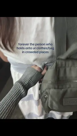 hehehehsh ion like crowded places🙁✌️ #fyp #viral #xyzbca #relatablecontent #dump 