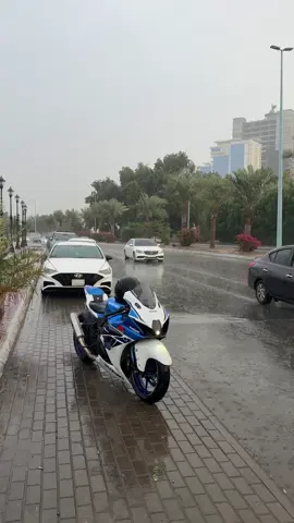 جدة بالشتاء غير ماشاء والامطار 🌧️💙.          #explore #fyp #foryoupage #1000rr #دباب 
