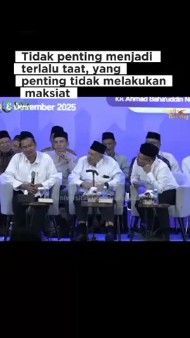 Ngaji Gus Baha. Tidak penting taat banget-banget, yang penting tidak melakukan maksiat. . Follow @nderek_ulama_  #gusbaha #khbahauddinnursalim #nderekulama #ngajibareng