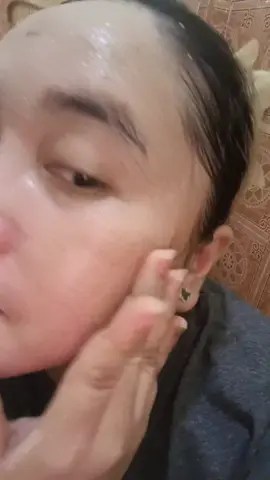 “Para sa mas maliwanag at makinis na araw—thank you, niacinamide soap! 🌸✨” #SkincareJourney #FreshSkin #NiacinamideSoap #SelfCare  