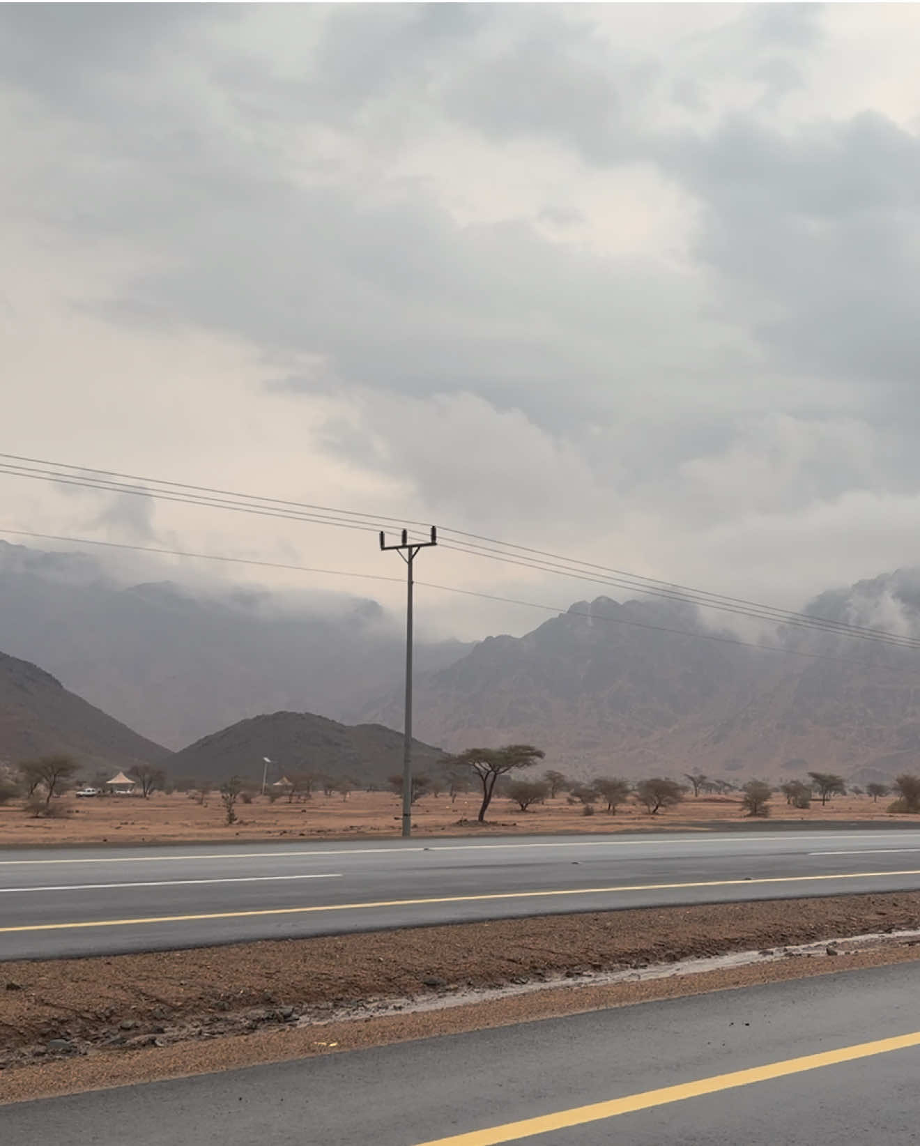⛰️🌧️⛰️ #المدينه_المنوره #explore #مطر #البيضاء 