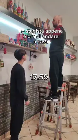 quando il tuo collega deve staccare....#like #videoviral #vitadabarista #perte #solocosebelle 