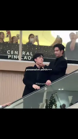 no one can stop him.... #perthppe #santapp #perthsanta #fyp #foryourpage 