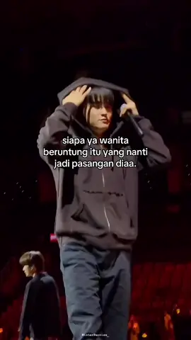 🥲🥲#marklee#lewataberanda#foryoupage#nctall 