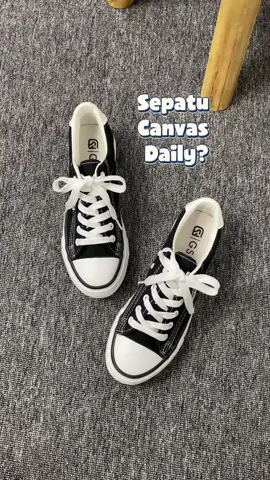 Buat sehari-hari ini oke banget sih🤏🏻😎 #fyp #gudangsepatuimport #promoguncang1212 #racunsepatu #sepatukanvas 