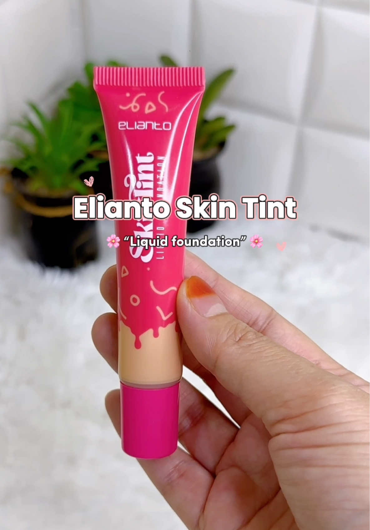 Tips Ain time keluar kalau malas makeup apply jerr skin tint, powder foundation, pakai mascara sikit dan pakai lips. Setelll☺️ #eliantomakeup #eliantoskintint #makeuptips #makeuplook #skintint 