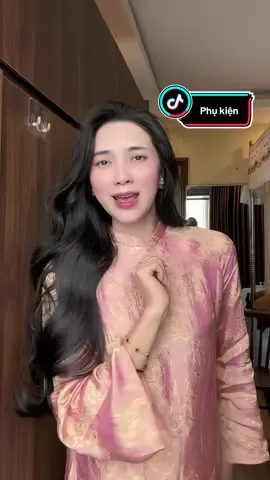 Ta nói míc với gì cũng hợp hết á không chỉ mỗi áo dài k nha #phukienthoitrang #phukienaodai #vongngoctrai #OOTD 