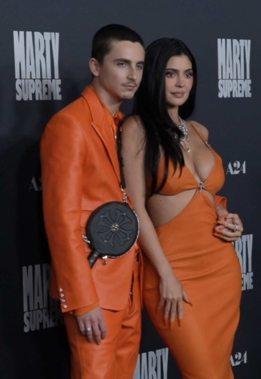 Timothée Chalamet and Kylie Jenner at the A24's MARTY SUPREME Los Angeles Premiere in Beverly Hills. 📹 @Sthanlee B. Mirador @SIPAUSA #MartySupreme #TimotheeChalamet #KylieJenner 