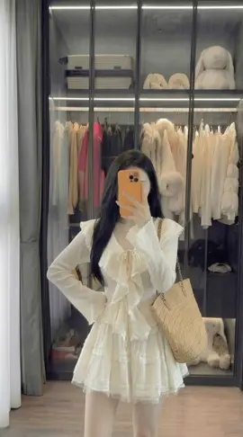 Set váy áo sơ mi kiểu phối ren 