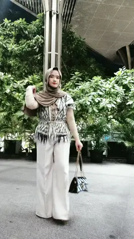 cek keranjang Kuning gess Outfitnya Buruan CO harga Murmer Kualitas Bahan Nyaman❤️😉 #fyppppppppppppppppppppppp #pyfツviral #fashiontiktok #pyfツmasukberandagak 