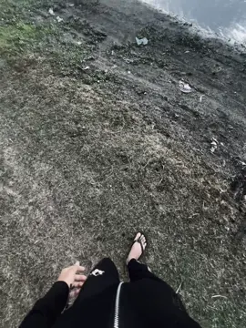 珍惜每一个瞬间，因为只 需要眨眼 就可以变成回忆