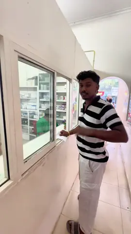 🙂 ත්‍රිපොශයාට හොද වැඩෙ ..   මම මෙතනට පැමිනියෙ ත්‍රිපොශයාට හොද වැඩෙ යන මාතෘකාව යටතෙ වදන් පෙලක් ඔබ හමුවෙ තැබිමටයි මෙක අනිවාරෙන් අහලා යන්න ත්‍රිපොසගෙ  ඇත්ත ඇටිසැටියෙන්   ..   පොරගෙ පර්ස් එකෙ සල්ලි වලින් වාහන වලට තෙල් ගහගෙන කන්ටෙන් එකක් කරගෙන හොද ගානක් සාක්කුවෙ දාගන්න තිබ්බ වෙලාව නාස්ති කරගෙන අපි උබලා වගෙ මෙ දැන් කරන දෙ මෙ දැන් අමතක මිනිස්සු වෙනුවෙන් පොරගෙ facbook එකෙ ලයිවු දාගෙන ලන්කාව හතර වටෙන් සහනාදාර එකතු කරපු හරි මොඩ අවන්ක මනුස්සයෙක් ත්‍රිපොශ කියන්නෙ  මම මොඩයි කිවුවෙ ඇයි .. පොර දන්නවා මෙ පැත්තට හොදයි කියලා අනිත් පැත්තට මඩ ගහන මිනිස්සුන්ට තමයි මෙ හොද කරන්නෙ කියලා මම කිවුවෙ බහුතරයක් මිනිස්සු ගැන .. හැබැයි ත්‍රිපොස කියන්නෙ පට්ට මිටරෙන් ඉන්න පොරක් ලගින් ආස්‍රය කරන නිසා මම හොදට දන්නවා හොද එකාට හොදයි නරක එකාටත් හොදයි  😁  .. ඉතින් මෙ දැන් කරන දෙ මෙ අනිත් පැත්තට අමතක වෙන මිනිස්සුන්ට උදවු කරලා පොර මොනවද බලාපොරොත්තු උනෙ .. මගෙ උත්තරෙ කිසිම දෙයක් නැ පොරට facbook එකෙන් සතපහක් එන්නෙ නැ වැඩි කරගන්න කියලා ප්‍රසිද්දියක් නැ උ කොහොමත් ප්‍රසිද්දයි .. ඉතින් පොර හම්බ කරපු එකම දෙ මෙ ගං වතුර සතියෙන් . මිනිස්සු සහ මනුස්සකම 😌  මිනිහා උදවුකරන එක නැවැත්තුවා මම ඇහුවා ඇයි එ කියලා මට හම්බුන උත්තරෙ . මම කැමති නැ මල්ලි මගෙ දරුවට උනත් හොරාගෙ ලමයා කියලා හරි කිවුවොත් මට එතනින් එහාට වැඩක් නැ කියන එක ..    එක දෙයක් ඉල්ලන්නම් කිසි දෙයක් නොදැන මිනිසුන්ට මඩ ගහන්න එපා වචන හදන්න එපා මොකද එකෙන් උනෙ  තවත් මනුස්සයෙක්ට ලැබෙන්න තියන වතුර උගුරක් හරි නැති උන එක .. ඉතින් මම කියන්නෙ ත්‍රිපොසයාට හොද වැඩෙ අනක් ගුනක් නැති සමාජයකට උදවු කරන්න ගියාට . මම කිවුවෙ සමහරක් මිනිස්සුන්ට විතරයි ..  සුදෙශ් අයියෙ ඔයාට අන්තිමට ඉතුරු වෙන්නෙ සහොදරයො වගෙ ලගින් හිටපු අපි සෙට් එකයි අක්කයි ඔයාගෙ දරුවයි අම්මා තාත්තා විතරයි .. එක නිසා අයෙත් මනුස්සයෙක්ට උදවුවක් කරන්න කලින් කැත කතා අහගන්න මුනෙ මඩ ගා ගන්න හිතාගෙනම උදවු කරන්න ..  සොරි බෙහෙත් ගන්නකොට හොරෙන් විඩියො කරාට 😂   ඉවර වෙනකන් කියවුවනම් මෙක ශෙයා කරලා මාව fallw කරන්න අමතක කරන්න එපා 😁 බොමිස්තුති ......