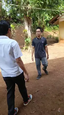 Ano ang pinaka malinis na bansa sa mundo? @lkgainss #meme #country #40v1 #fyp 