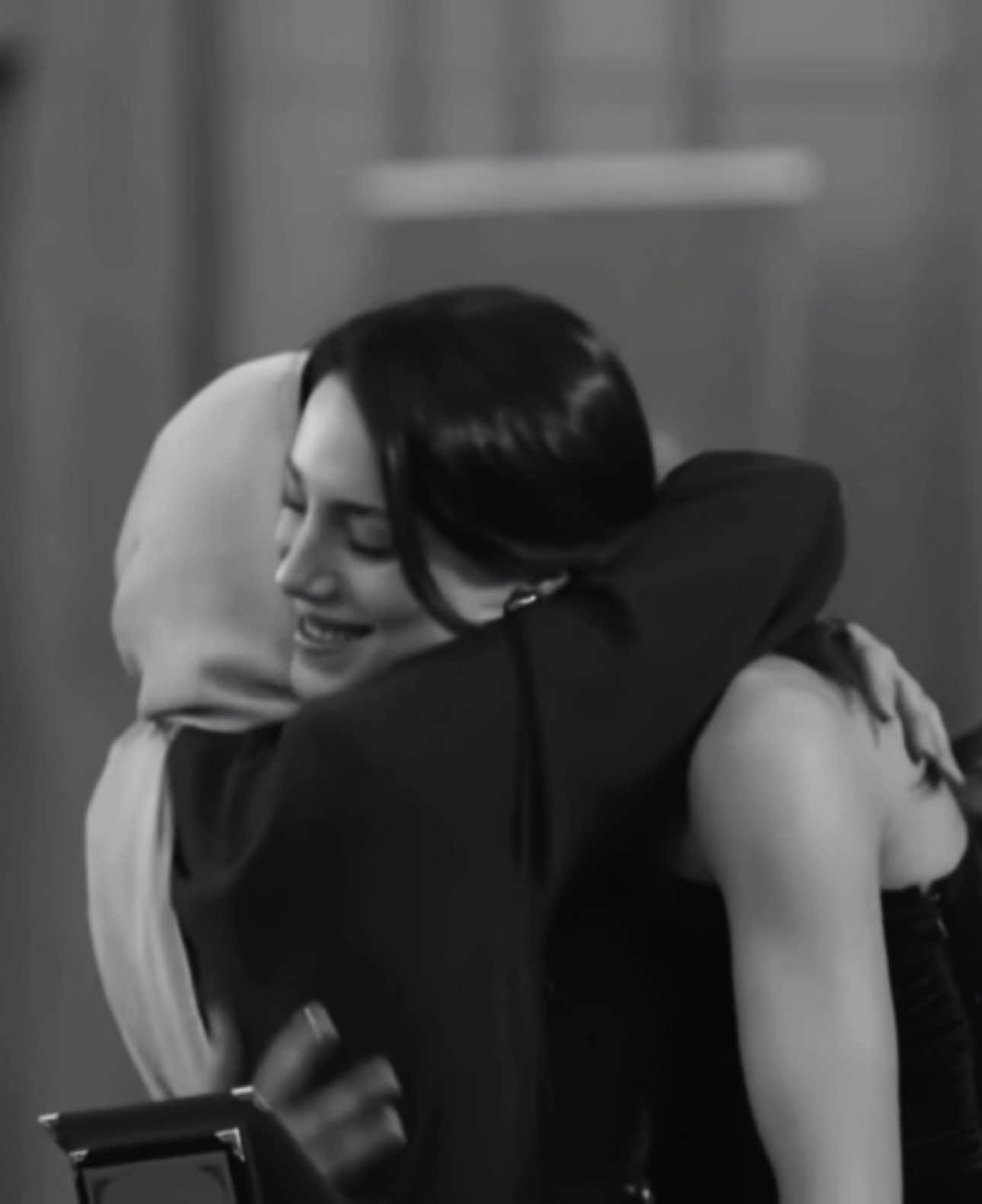 Fidan became very good in season 2, I like her interactions with her daughter #KAYZER #uzakşehir 