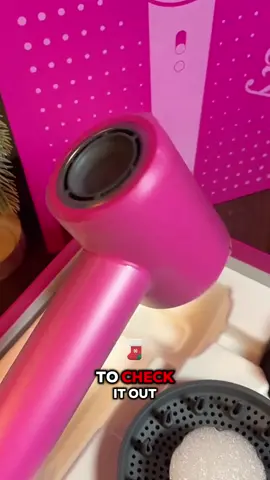 251208-H11-姐妹-松1From Frizz To Gloss In Five Minutes — H11 Before And After#TidewayHairDryer #tidewayblowdryer #tiktokshopblackfriday #TikTokShopBlackFriday #TikTokShopCyberMonday #tideway