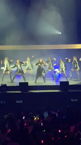 私のUZA見たかったでしょ？😏 #AKB48 #UZA#Uyz周年 #板野友美#ともちん